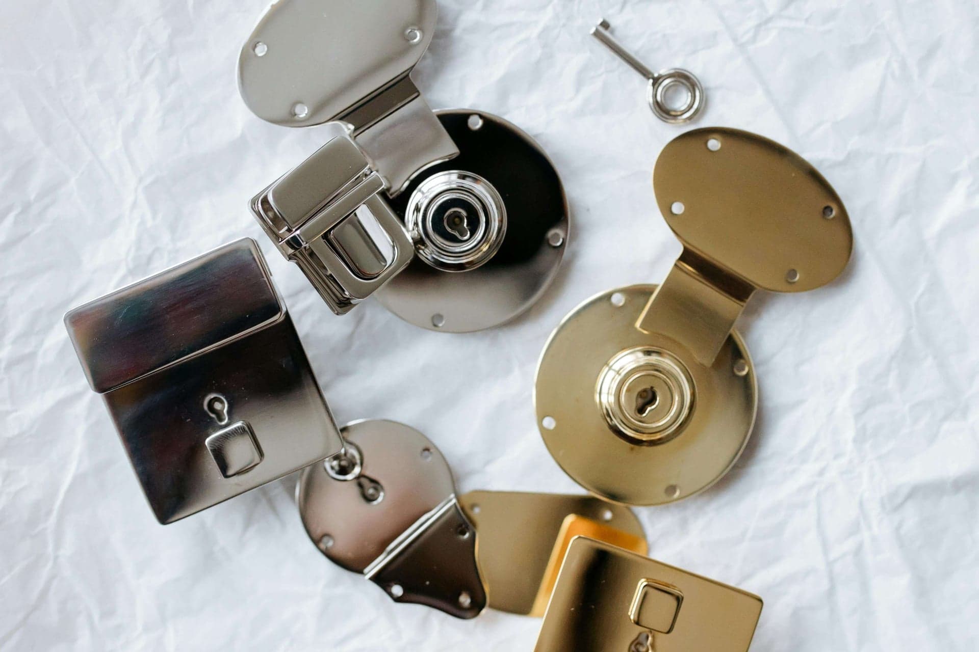 Locksmith Information Hub - Expert guides and security tips