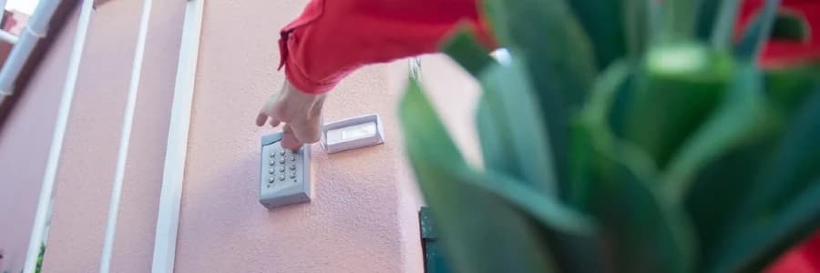 The Great Key Debate Spare Keys or Keyless Entry for OKC Homes