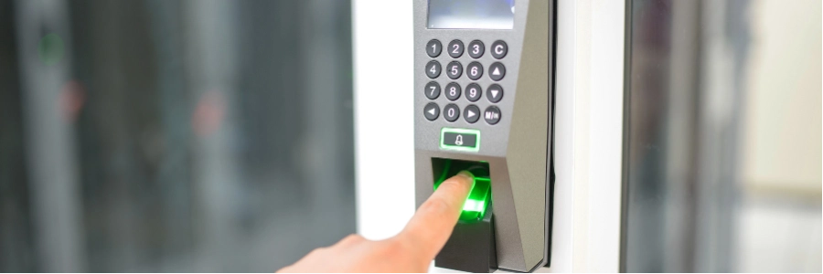 Door lock with fingerprint scanner