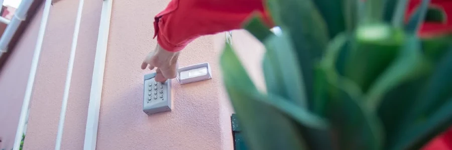 The Great Key Debate Spare Keys or Keyless Entry for OKC Homes